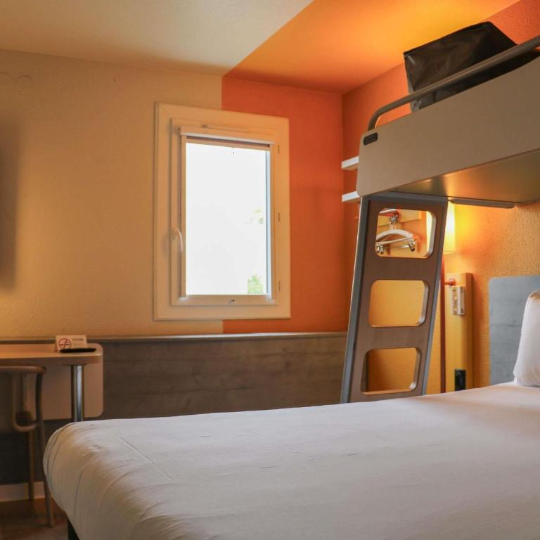 ibis budget Montpellier Sud Près d'Arènes - Chambre Triple - 11