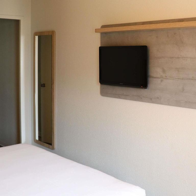 ibis budget Montpellier Sud Près d'Arènes - Chambre Double Classique - 11