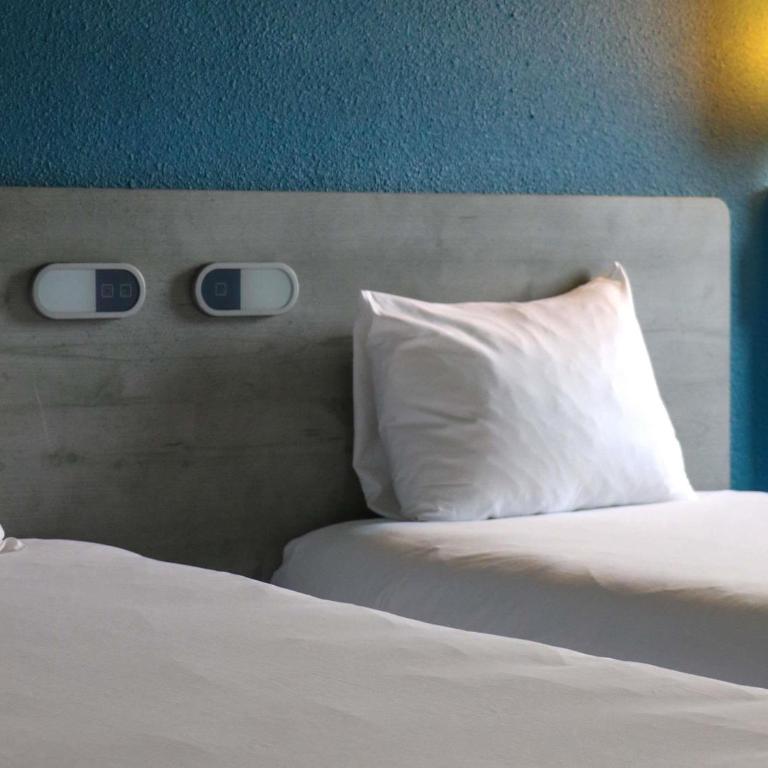 ibis budget Montpellier Sud Près d'Arènes - Chambre Lits Jumeaux - 11