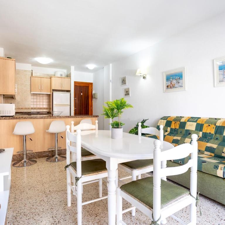 Home2Book Sunny Terrace Apt, el Rincón de ManFe - Apartamento - 13