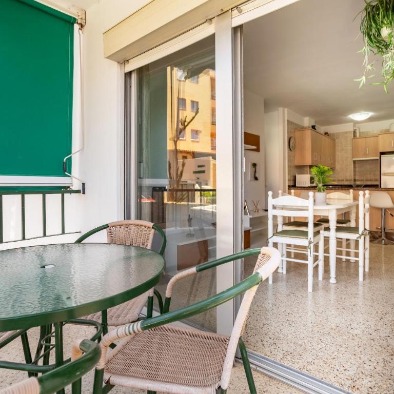 Home2Book Sunny Terrace Apt, el Rincón de ManFe - Apartamento - 55