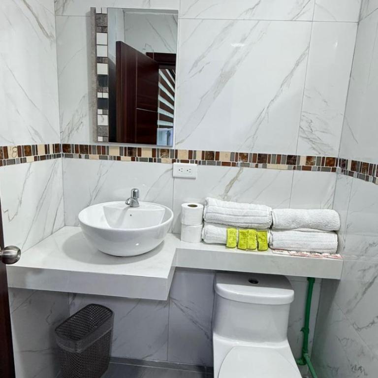 Hotel La Cumbre By Team Adventure - Habitación Doble con baño privado - 2