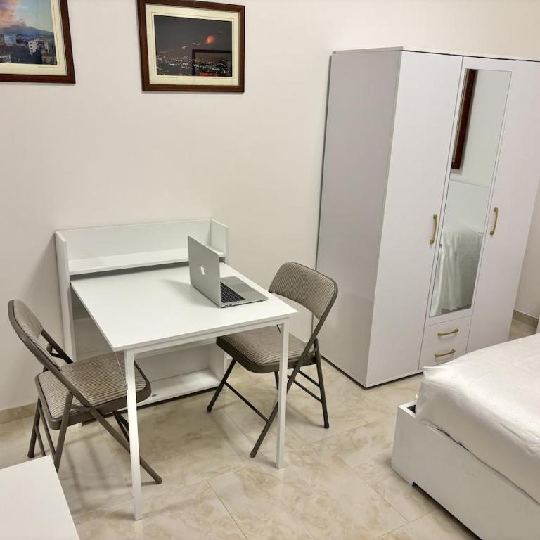 Giorgi Centro - One-Bedroom Apartment - 5