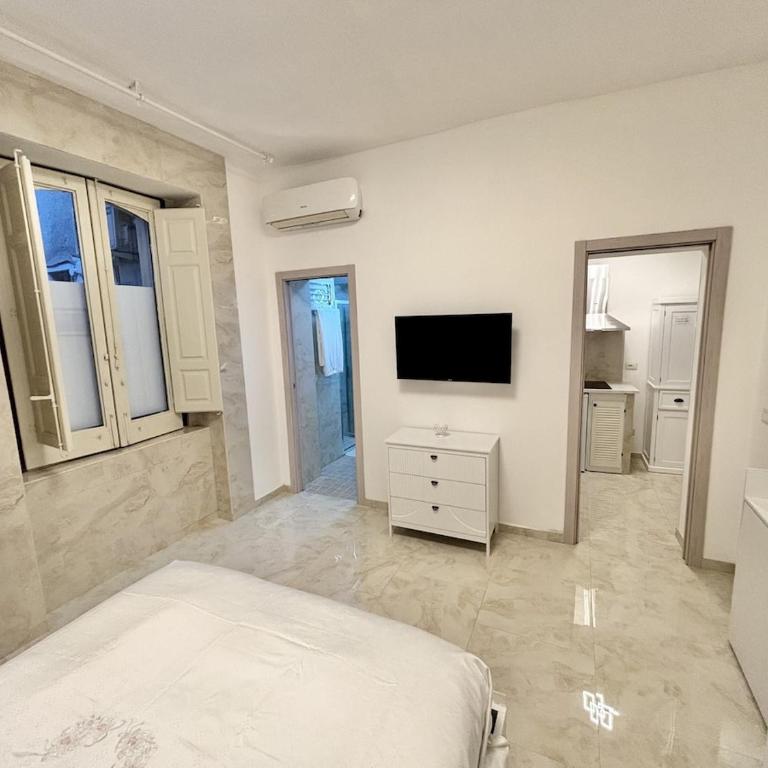 Giorgi Centro - One-Bedroom Apartment - 7