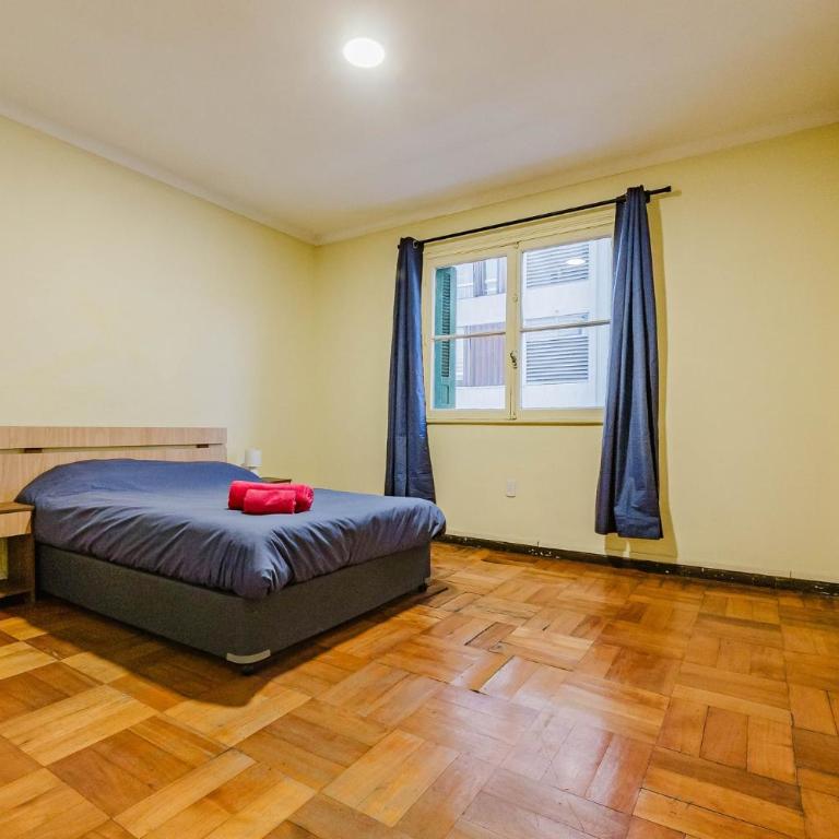 Amplio departamento en Las Condes - Metro Escuela Militar - Apartamento - 56