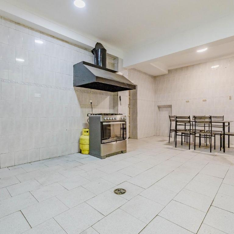 Amplio departamento en Las Condes - Metro Escuela Militar - Apartamento - 74