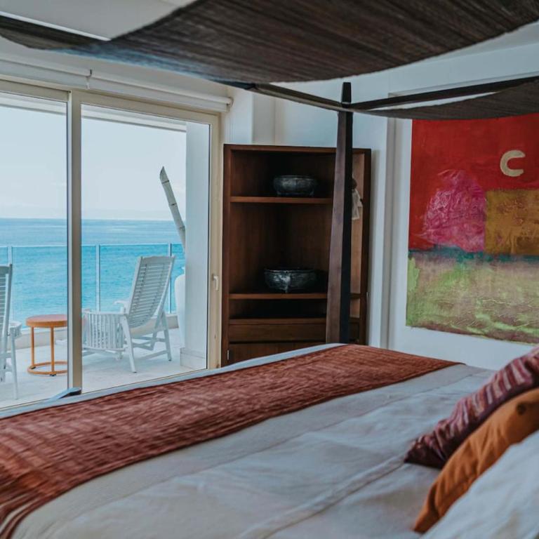 Full Floor Beachfront Luxury Apartment - Apartamento - 29
