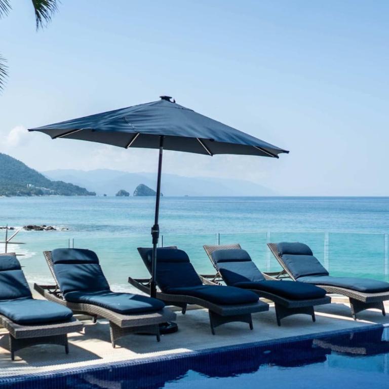 Full Floor Beachfront Luxury Apartment - Apartamento - 46