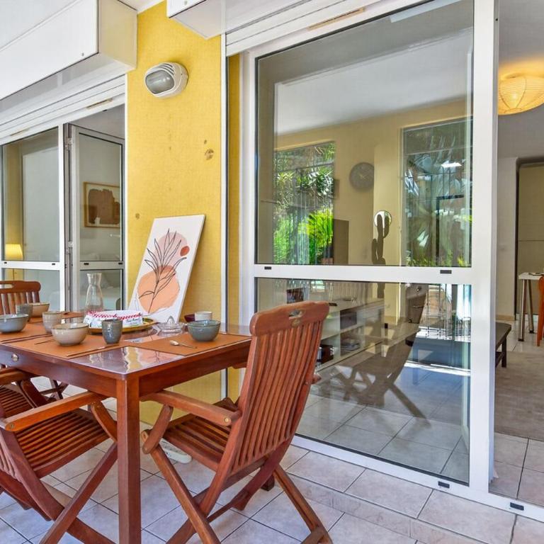 Appart avec terrasse, patio et garage à Menton - Appartement 1 Chambre avec Jardin - 2