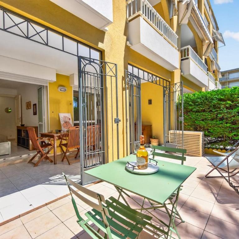 Appart avec terrasse, patio et garage à Menton - Appartement 1 Chambre avec Jardin - 25