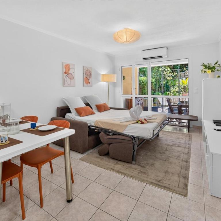 Appart avec terrasse, patio et garage à Menton - Appartement 1 Chambre avec Jardin - 10