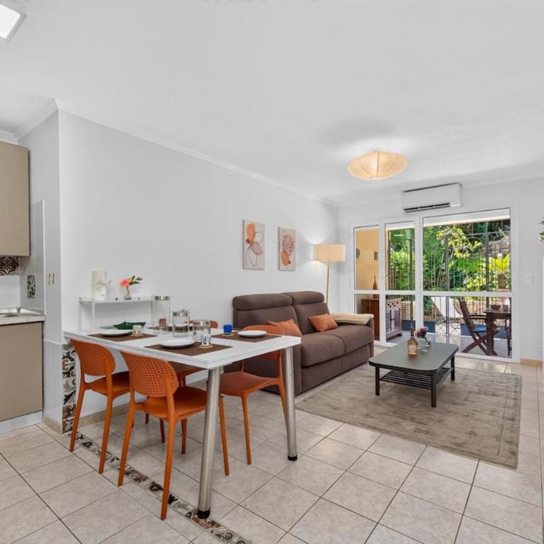Appart avec terrasse, patio et garage à Menton - Appartement 1 Chambre avec Jardin - 16
