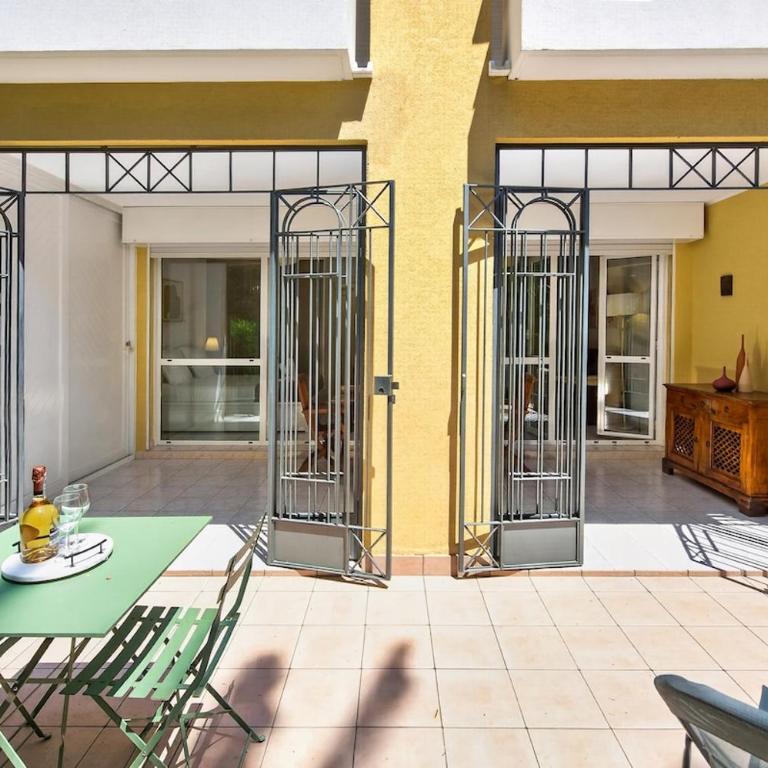 Appart avec terrasse, patio et garage à Menton - Appartement 1 Chambre avec Jardin - 24