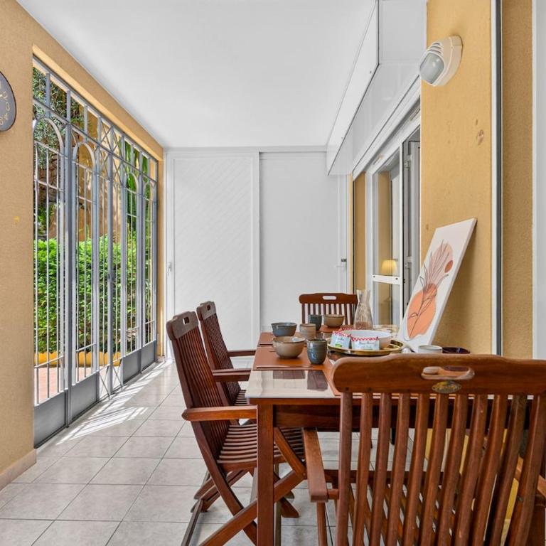 Appart avec terrasse, patio et garage à Menton - Appartement 1 Chambre avec Jardin - 23