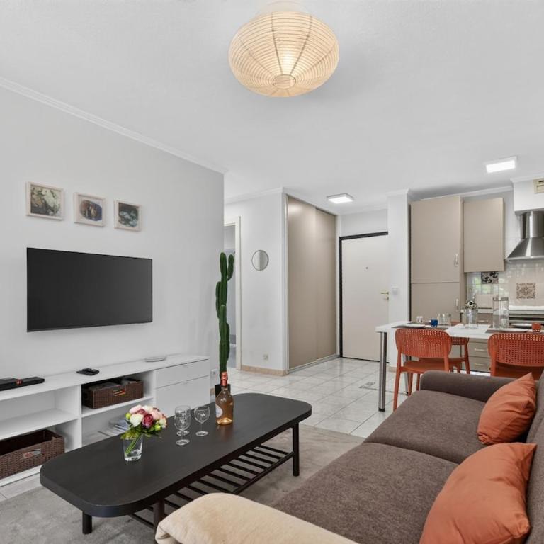 Appart avec terrasse, patio et garage à Menton - Appartement 1 Chambre avec Jardin - 7