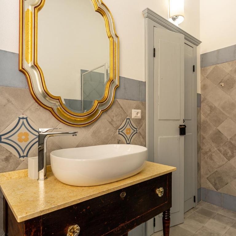 Sundira Traditional House - Two-Bedroom Apartment - 9