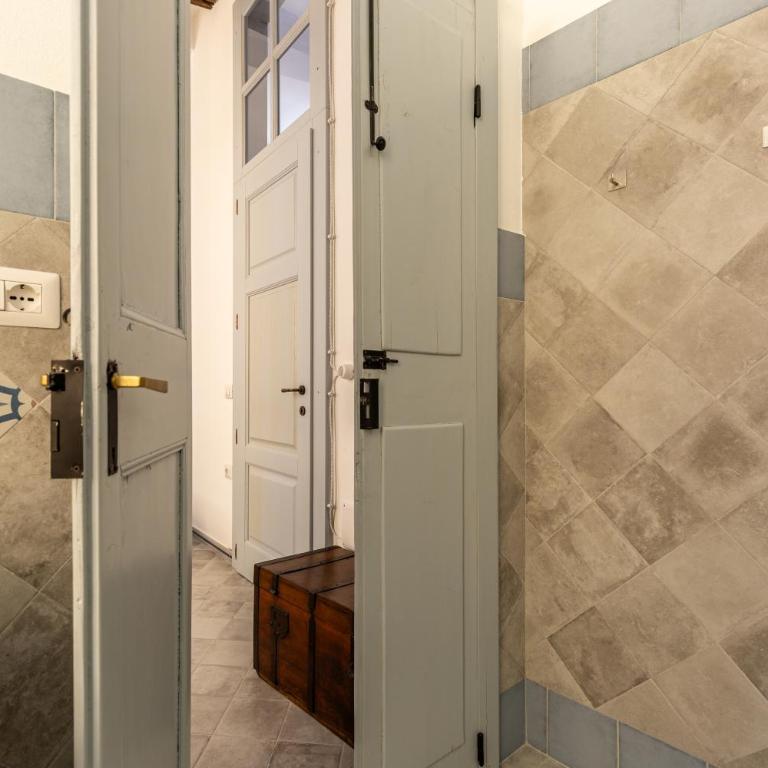 Sundira Traditional House - Two-Bedroom Apartment - 15