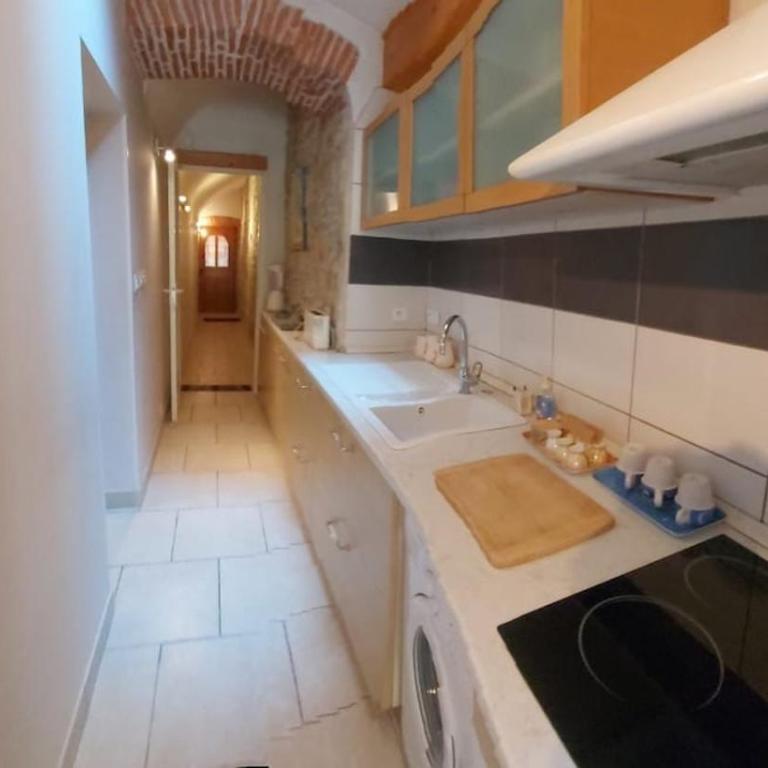 Duplex Oasis avec Jardin dans Vieille Ville - Appartement 2 Chambres - 17
