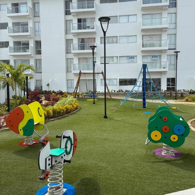 Trevi Seren Great Price for Hospital and Andes - One-Bedroom Apartment - 6