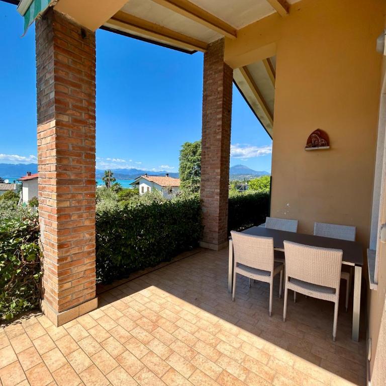 Dimora Liberty - Appartamento con 2 Camere da Letto e Vista Lago - 8