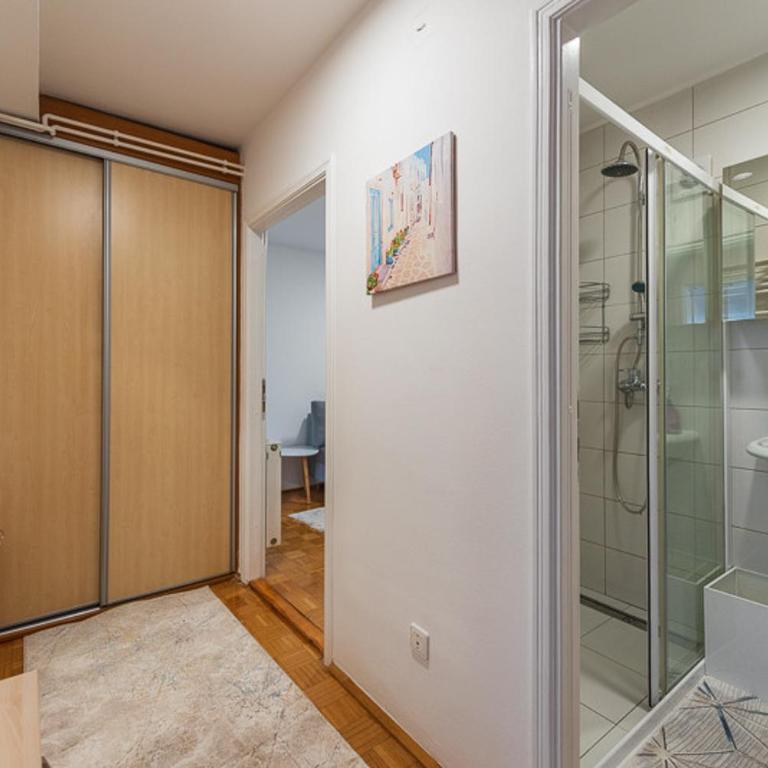 Quiet & Modern Apartment-Sarajevo Centar - Apartman sa 1 Spavaćom Sobom - 9