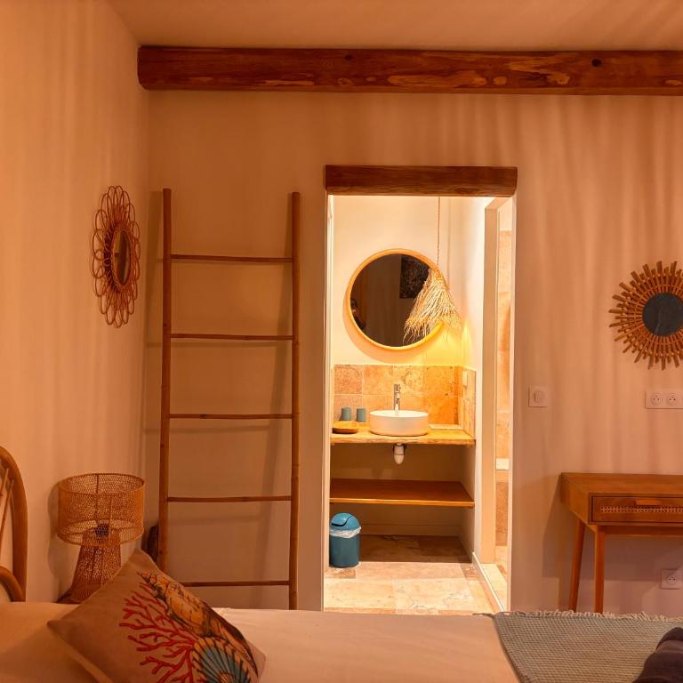 PORTO VECCHIO Santa Giulia Grand studio bergerie vue exceptionnelle mer et montagne - One-Bedroom Apartment - 4