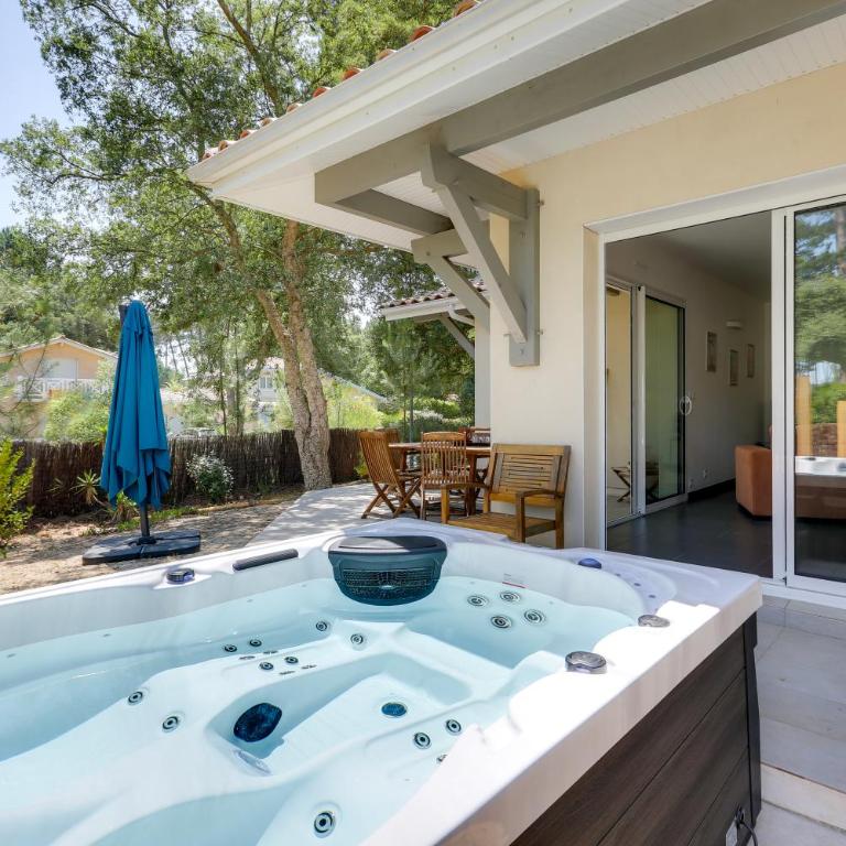 Maison 6 personnes climatisée, Jaccuzzi, à 5 m des plages et du port - Villa 3 Chambres - 1