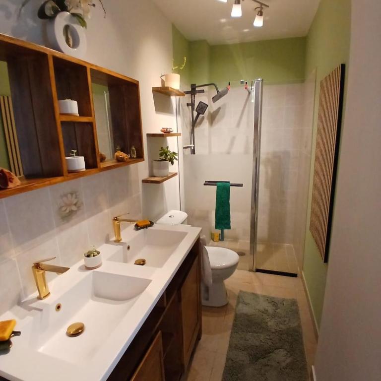 L'Escale Orléans Chambres d'hôtes - Chambre Double avec Salle de Bains Privative - 8