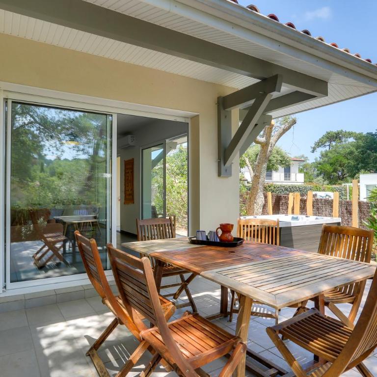 Maison 6 personnes climatisée, Jaccuzzi, à 5 m des plages et du port - Villa 3 Chambres - 4