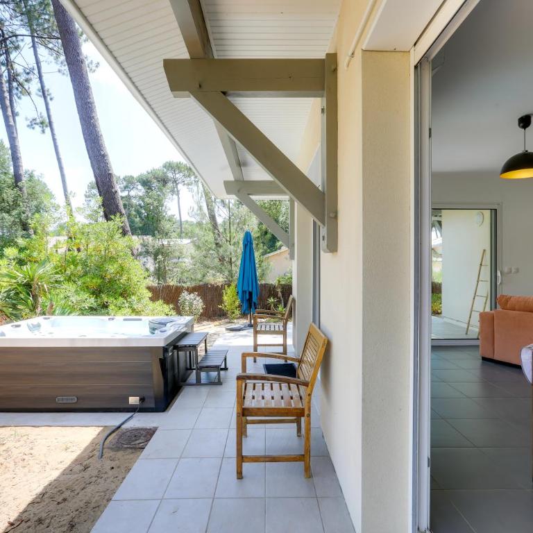 Maison 6 personnes climatisée, Jaccuzzi, à 5 m des plages et du port - Villa 3 Chambres - 2
