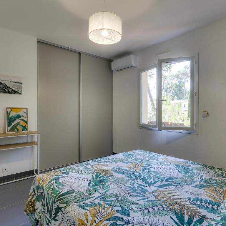 Maison 6 personnes climatisée, Jaccuzzi, à 5 m des plages et du port - Villa 3 Chambres - 14