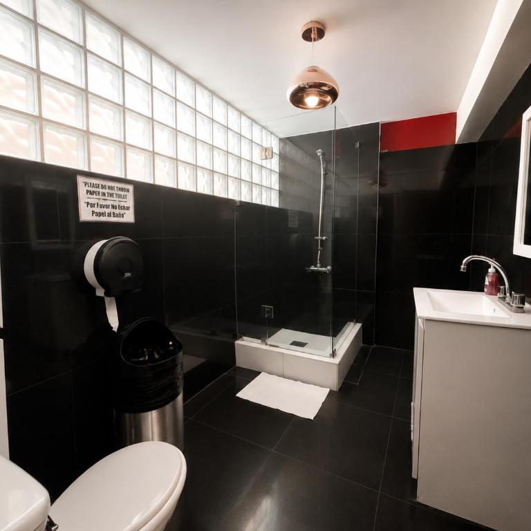 Ica Adventures II - Family Room with Private Bathroom - 6