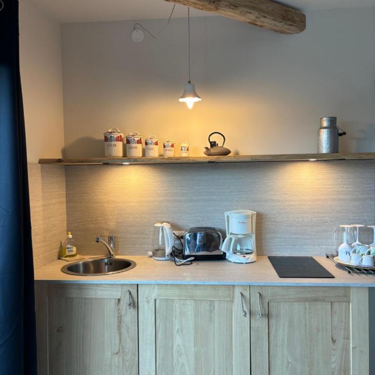 Neuf , Suite avec kitchenette dans bergerie moderne vue mer et montagne - Apartamento de 1 dormitorio - 3