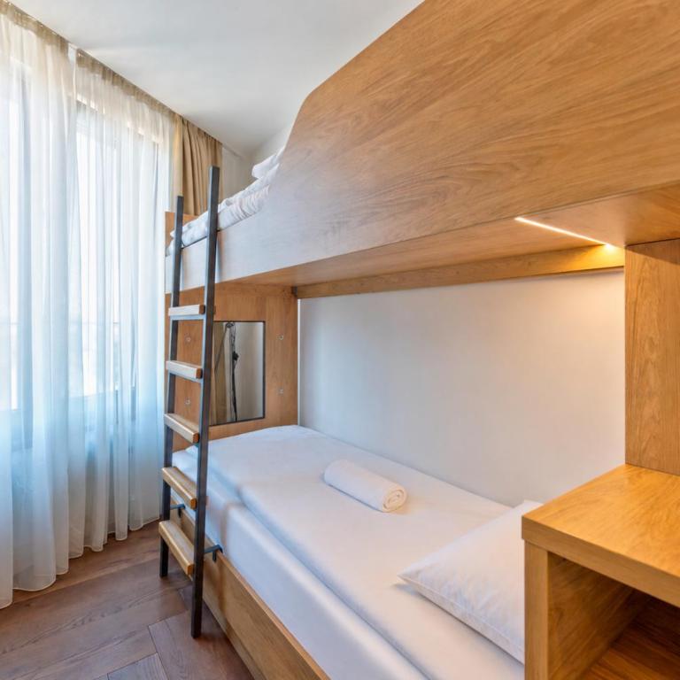 Luxury Apartment with View & Private Garage - Spa & Wellness at 21st Century Zlatibor Residence - Apartment mit 2 Schlafzimmern und Terrasse - 37