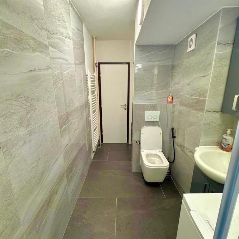Obsidian Residence 2 - Modern Apartment near airport with free parking - Apartman sa 2 Spavaće Sobe - 36
