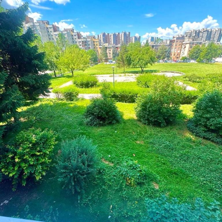 Obsidian Residence 2 - Modern Apartment near airport with free parking - Apartman sa 2 Spavaće Sobe - 65