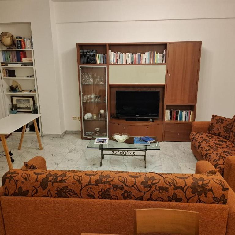 Paola' s home-terrace and metro - One-Bedroom Apartment - 1