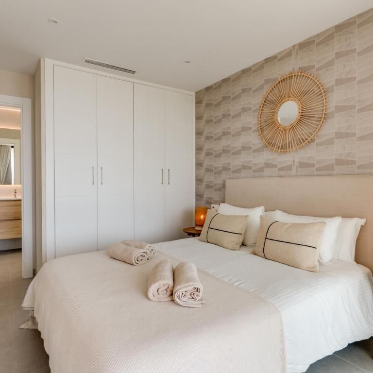 Golf & Seaview Villa with Heated Private Pool - Villa - 3