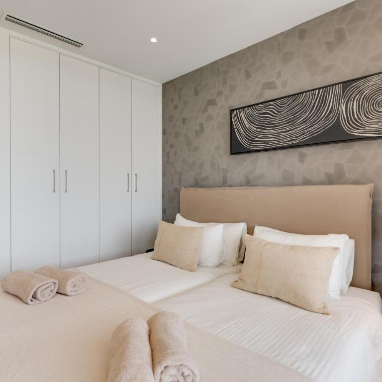 Golf & Seaview Villa with Heated Private Pool - Villa - 21
