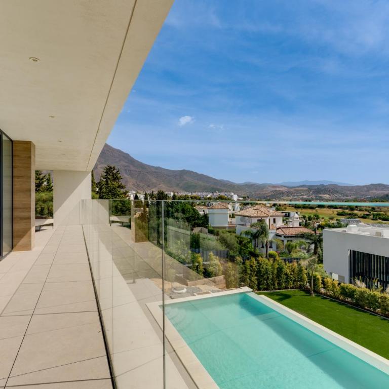 Golf & Seaview Villa with Heated Private Pool - Villa - 11