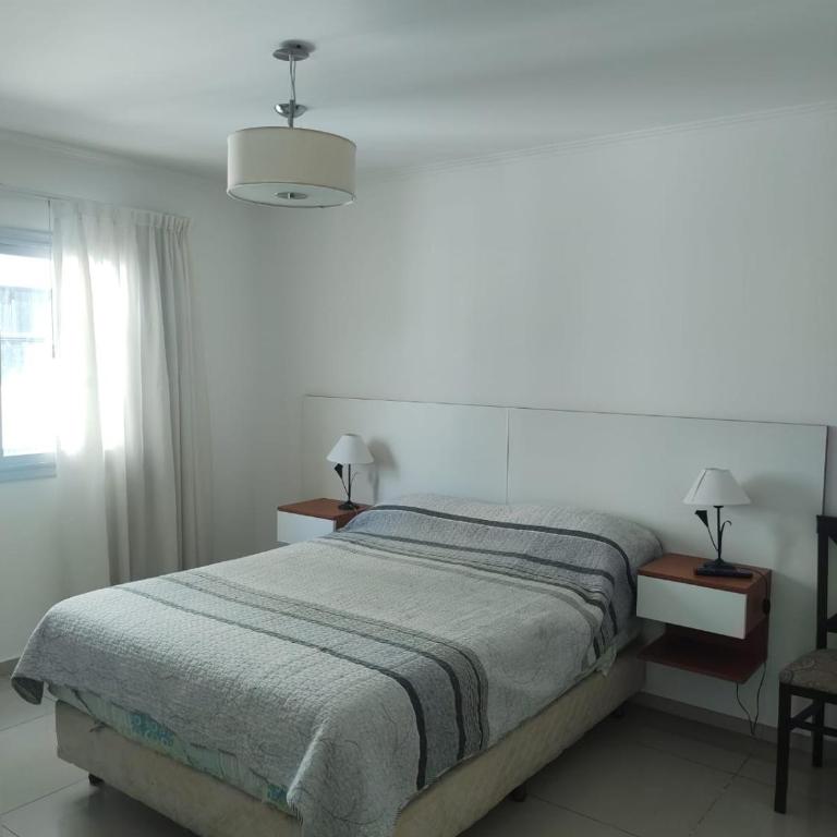 depto luminoso en Av San Martin con vista al lago-cochera-SUM - Apartamento de 2 dormitorios - 5