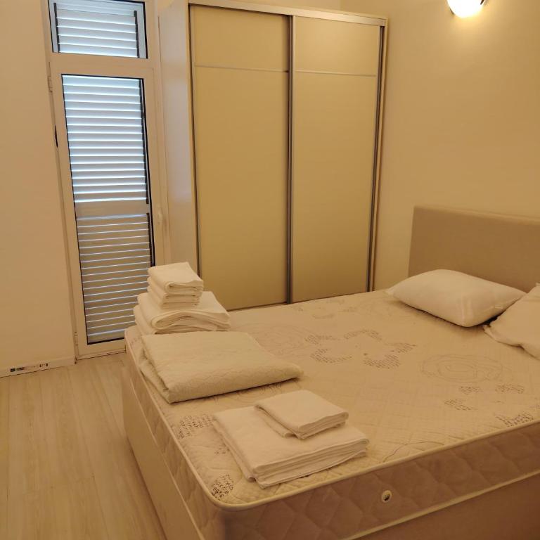 Taboo Garden - One-Bedroom Apartment - 17