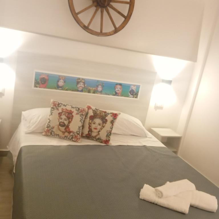 Sabry holiday Terrasini - Comfort Vierbettzimmer - 1