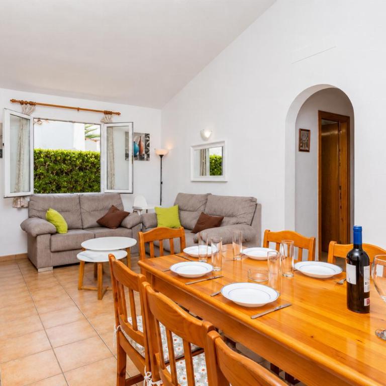 Villa Clariana Large Private Pool AC WiFi - Villa - 9
