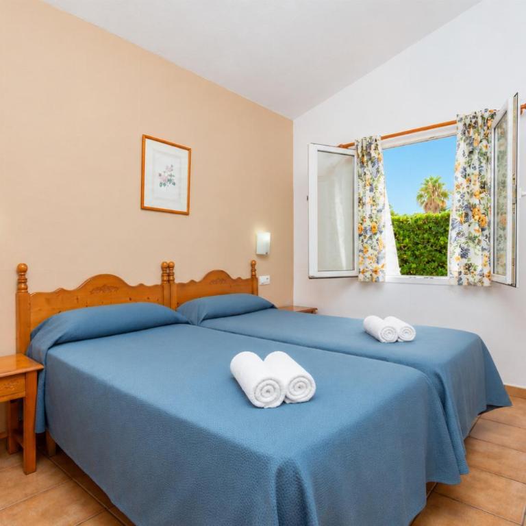 Villa Clariana Large Private Pool AC WiFi - Villa - 16