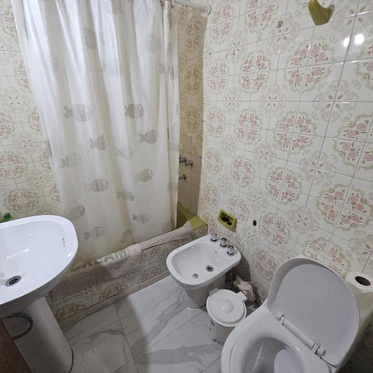 Furnished apartment 3 bedrooms downtown Neuquén - Three-Bedroom Apartment - 3
