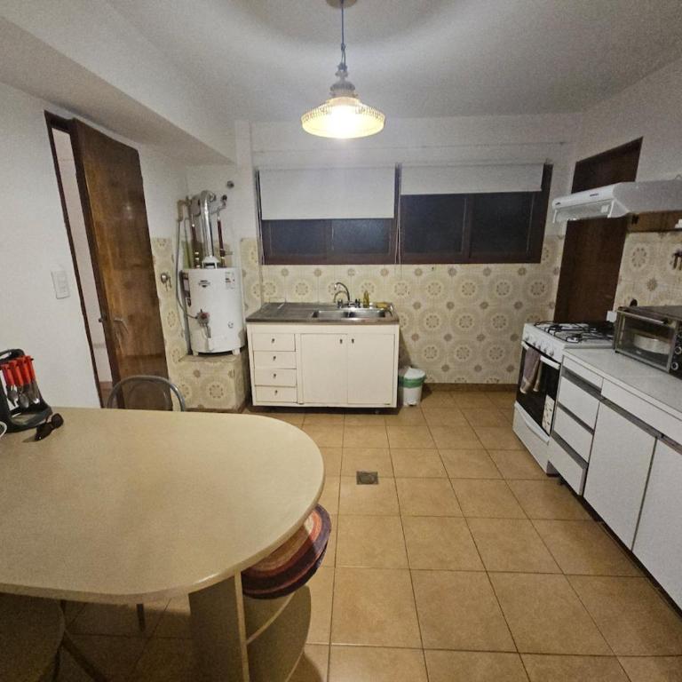 Furnished apartment 3 bedrooms downtown Neuquén - Three-Bedroom Apartment - 21