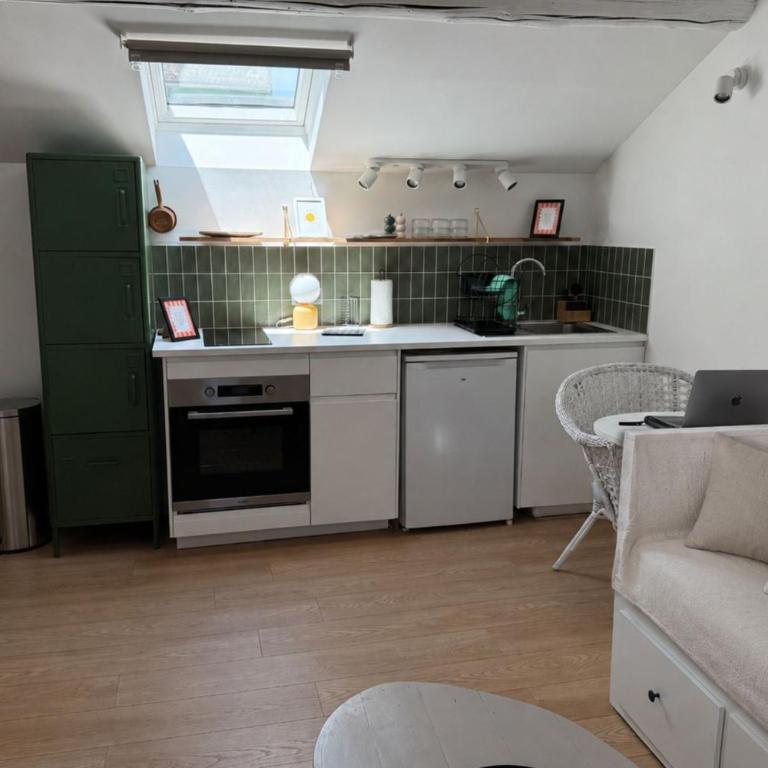 LE NID/CALME/PROCHE GARE/bon quartier - Appartement - 2