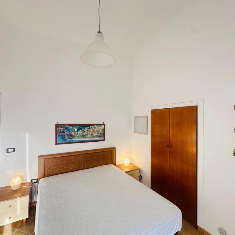 PELAGOS - Agenzia Immobilevante - Appartamento con 3 Camere da Letto e Vista Mare - 39