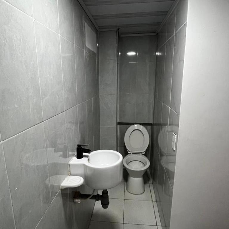 Hermoso y amplio apartaestudio muy bien ubicado en la Castellana - One-Bedroom Apartment - 6